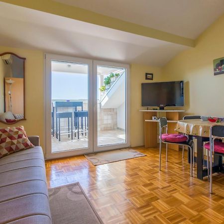 Apartments By The Sea Selce, Crikvenica - 4802 Luaran gambar